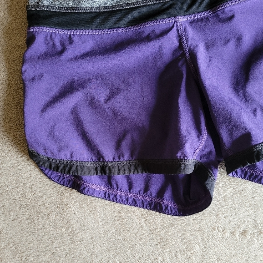 Lululemon Groovy Run Shorts size 4 - Picture 4 of 13